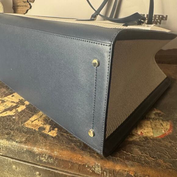 NWT Kate Spade Navy Canvas Grand Slam Elle Tote - Picture 5 of 9